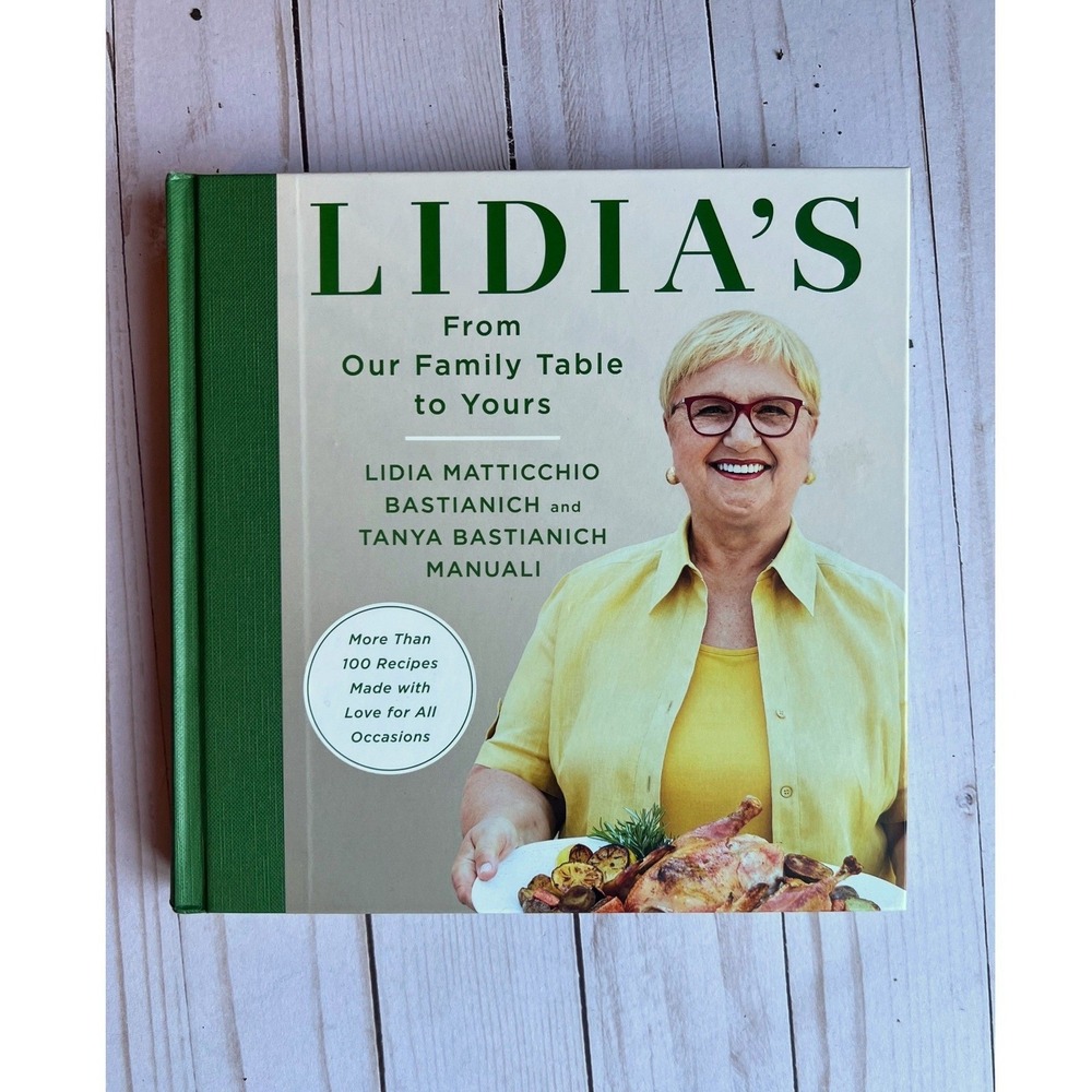 Lidia Bastianich Signed Cookbook Lidia's From Our Family Table to Yours Green OS